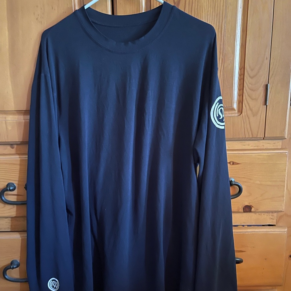 Lululemon Navy Long Sleeve Men's Shirt Size XL